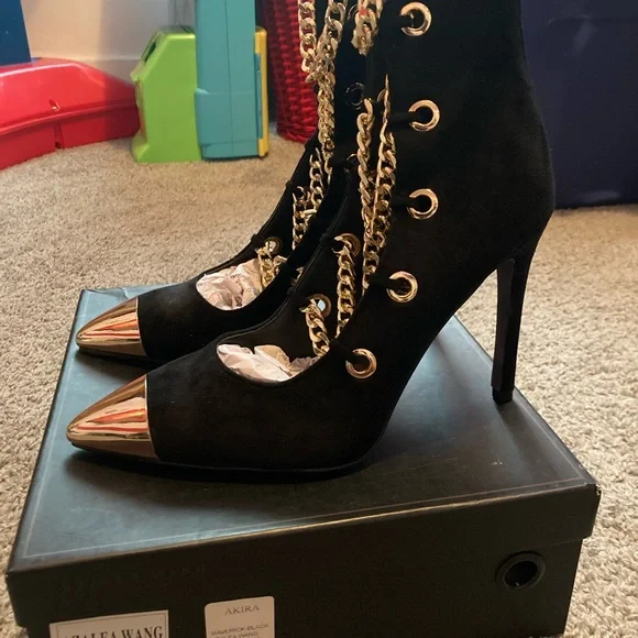 AZALEA WANG 
Maverick Gold Chain Booties
These are a plus to any girls closet - Picture 5 of 7